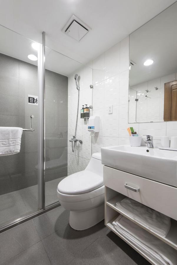 Sparrow Hotel Taichung Exterior foto