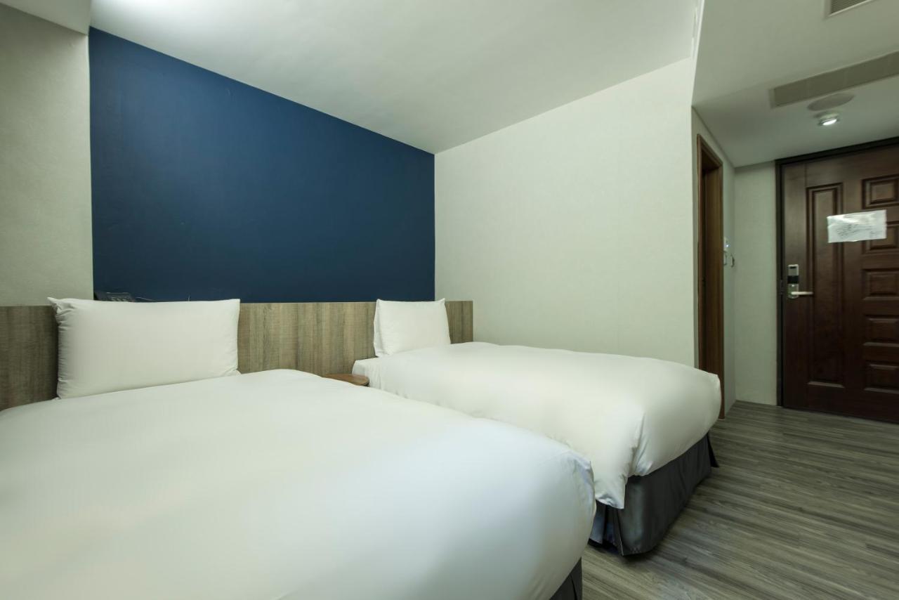 Sparrow Hotel Taichung Exterior foto