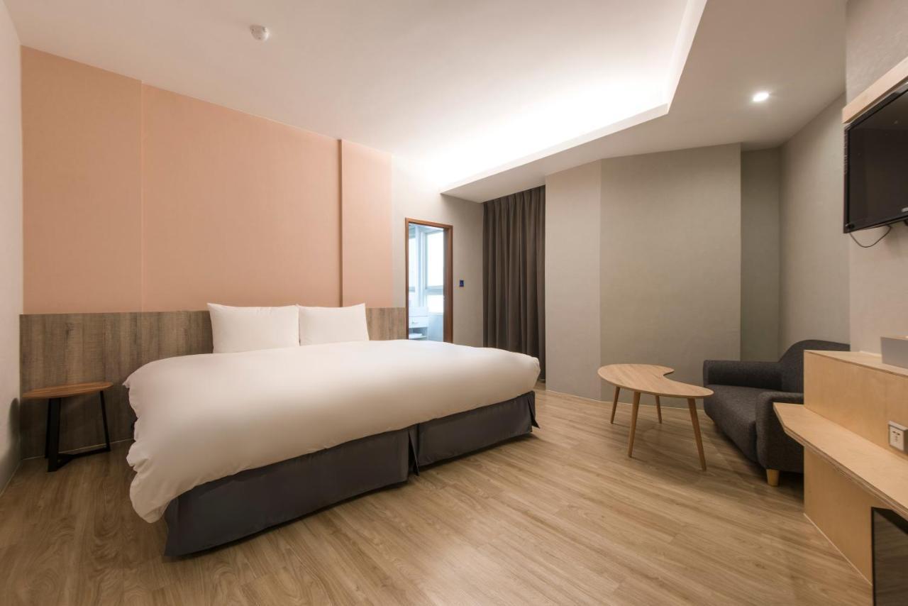 Sparrow Hotel Taichung Exterior foto